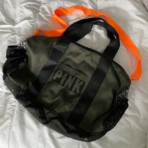 VS PINK Duffel Bag - EUC